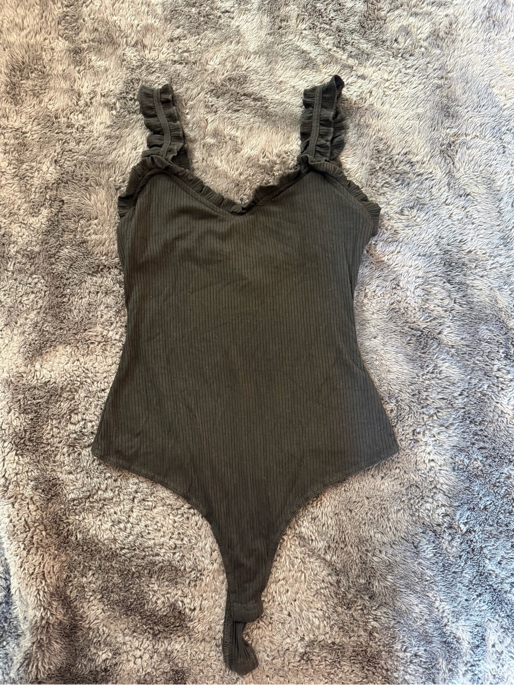 Flattering Black Ruffle Bodysuit - Picture 1 of 3